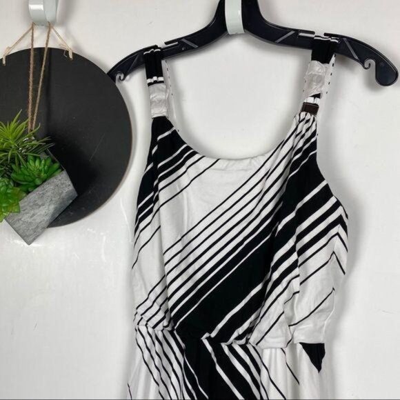 WHBM SLEEVELESS BIAS STRIPE MAXI DRESS XS - Picture 4 of 8